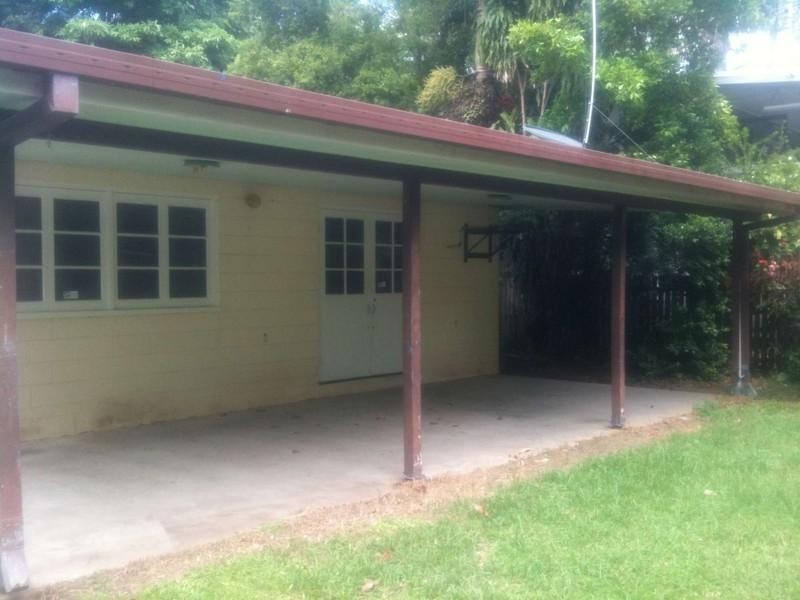 Saunders Beach QLD 4818