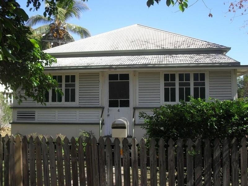 4 Morehead Street, South Townsville QLD 4810