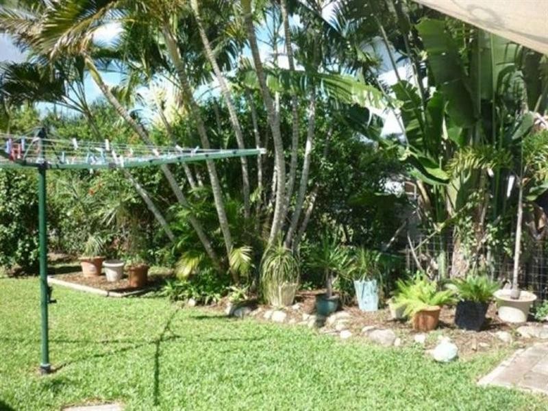 27 Sonia Street, Rasmussen QLD 4815