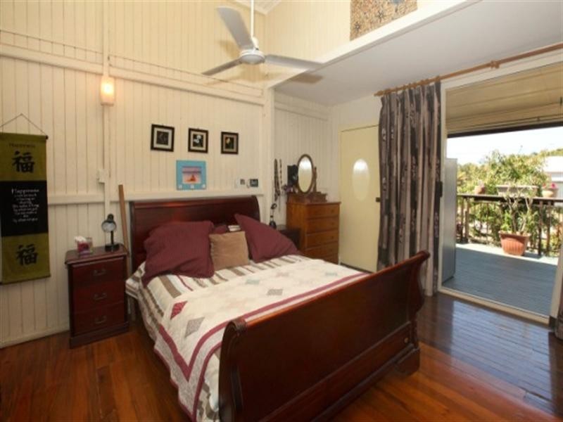 12 Martin Street, South Townsville QLD 4810