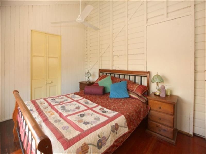 12 Martin Street, South Townsville QLD 4810