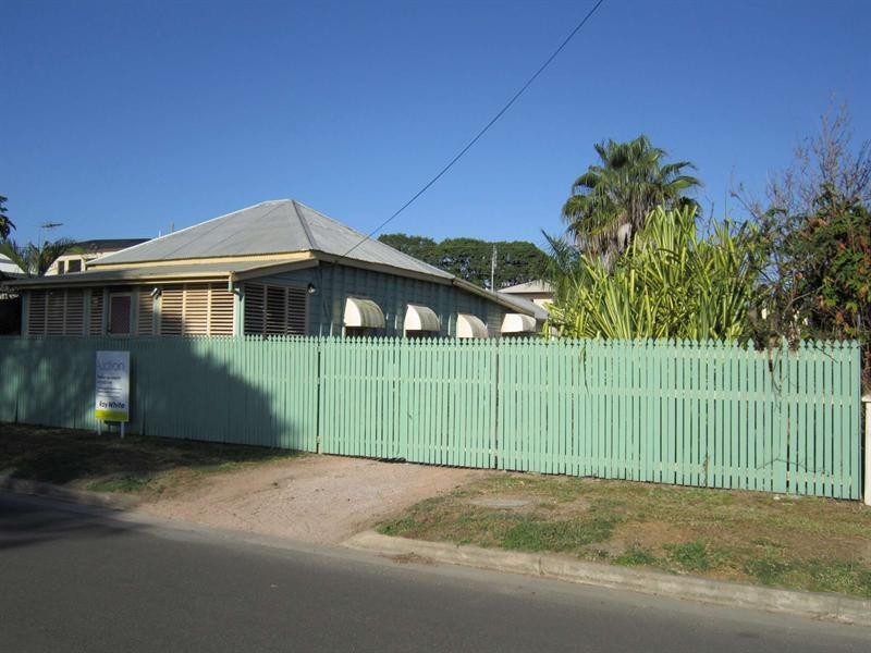 105 Perkins Street, South Townsville QLD 4810