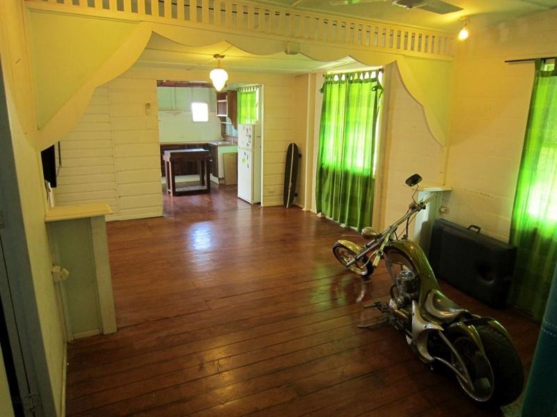 105 Perkins Street, South Townsville QLD 4810