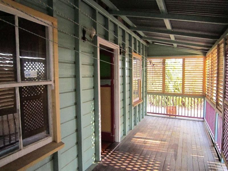 105 Perkins Street, South Townsville QLD 4810