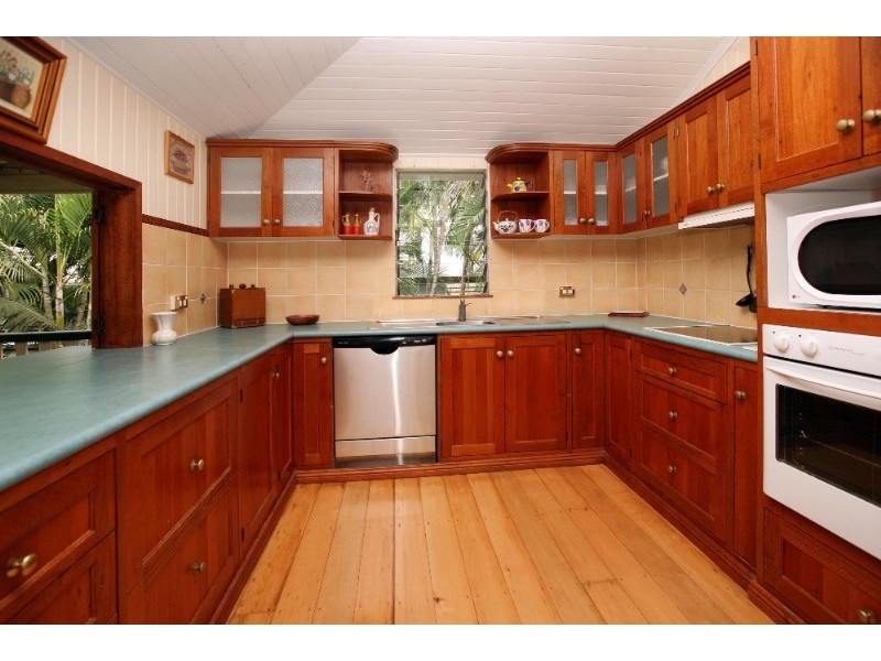 67 Ackers Street, Hermit Park QLD 4812