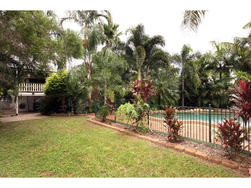 67 Ackers Street, Hermit Park QLD 4812