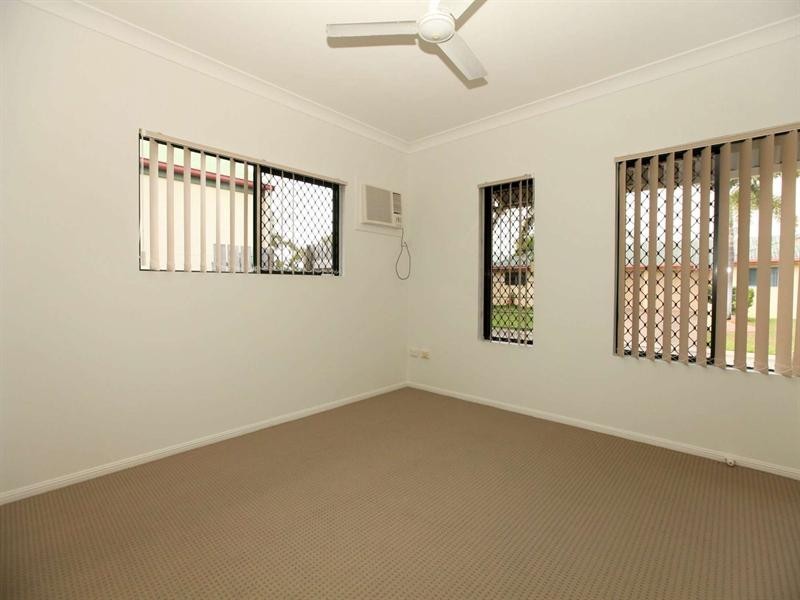 1/49 Eleventh Avenue, Railway Estate QLD 4810