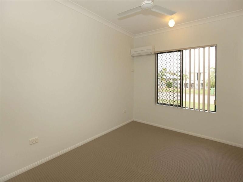 1/49 Eleventh Avenue, Railway Estate QLD 4810