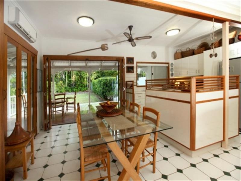 49 Alexandra Street, North Ward QLD 4810