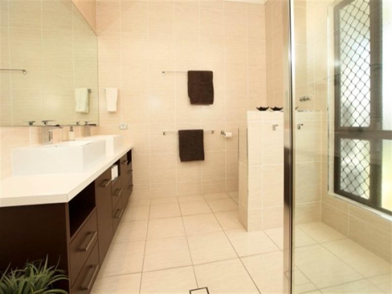 11 Coorabin Avenue, Douglas QLD 4814