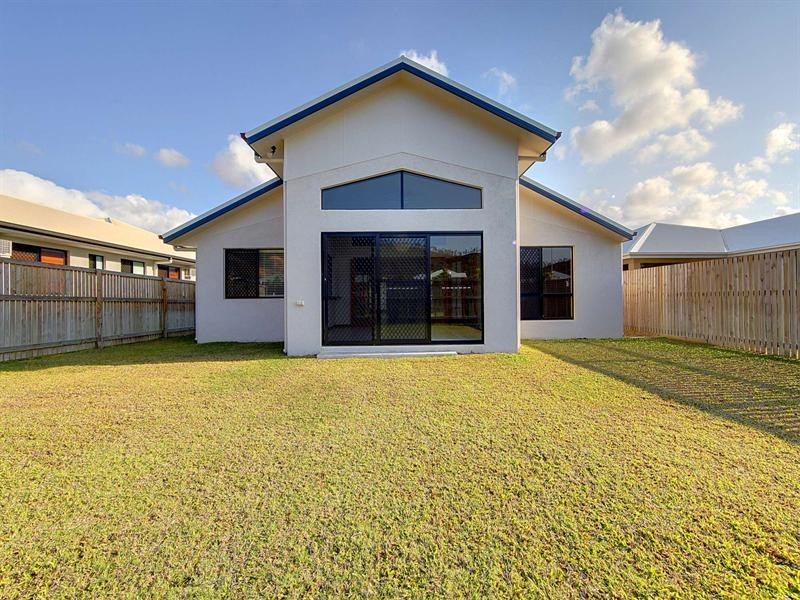 26 Ellsworth Drive, Mount Louisa QLD 4814