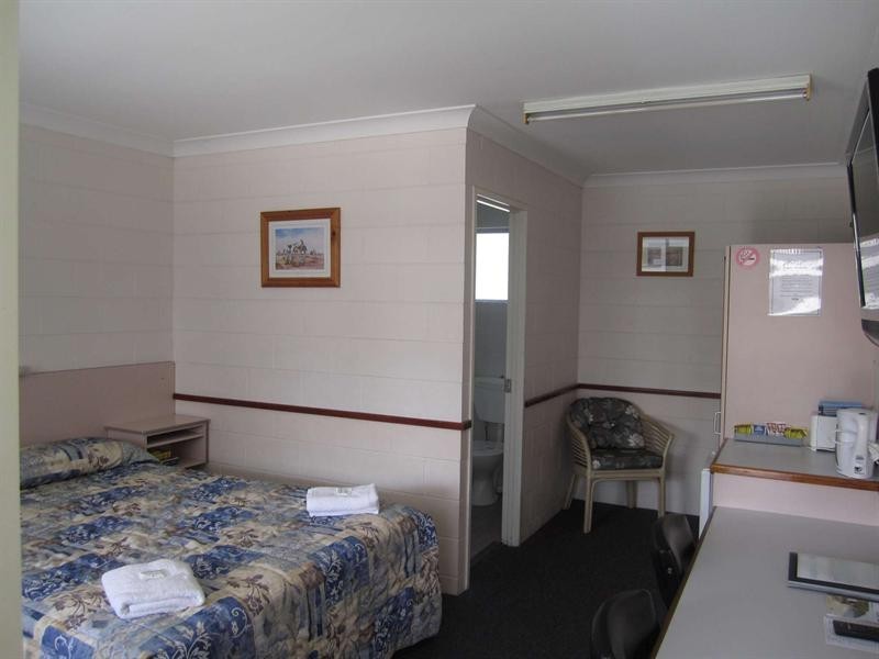 Banjo Paterson Motor Inn, Townsville QLD 4810