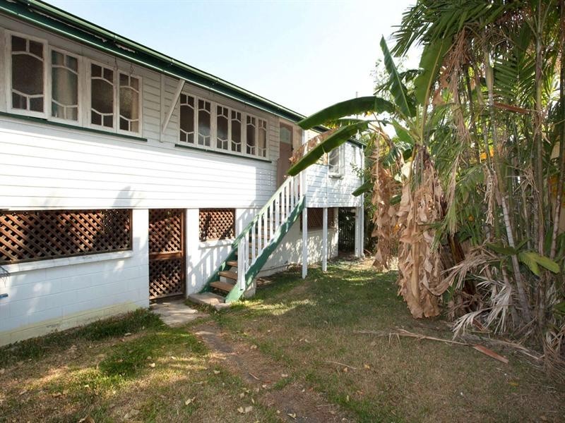 34 Howitt Street, North Ward QLD 4810