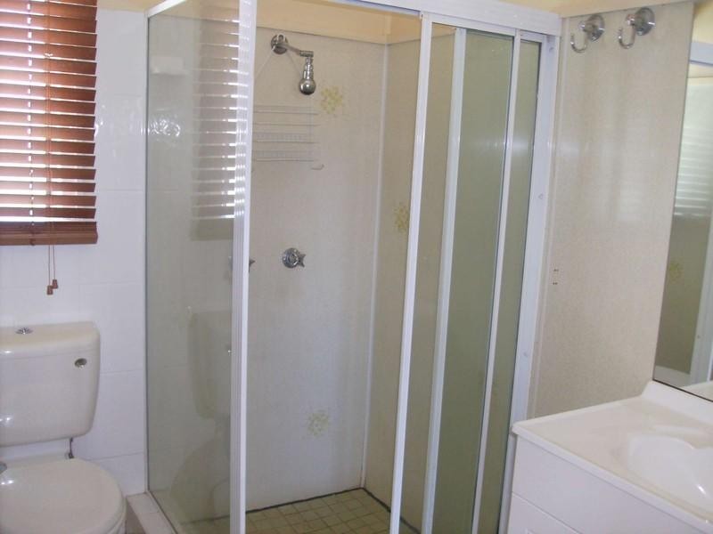 Railway Estate QLD 4810