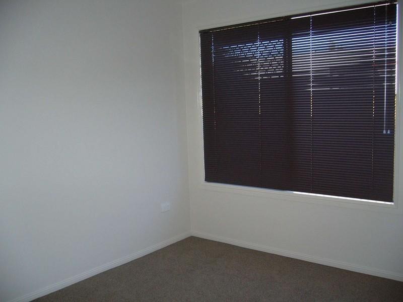 Bushland Beach QLD 4818