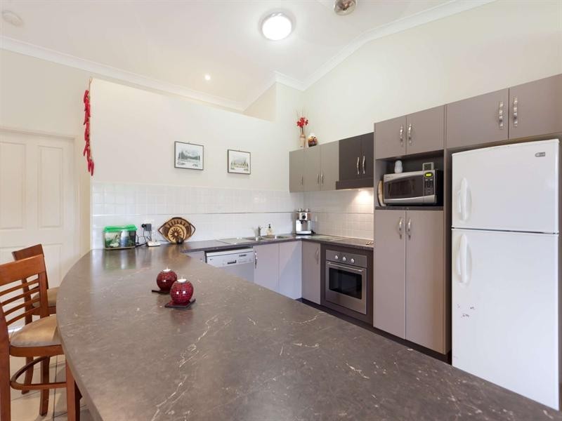 39 Mendi Drive, Bushland Beach QLD 4818