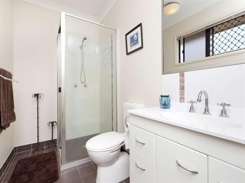 39 Mendi Drive, Bushland Beach QLD 4818