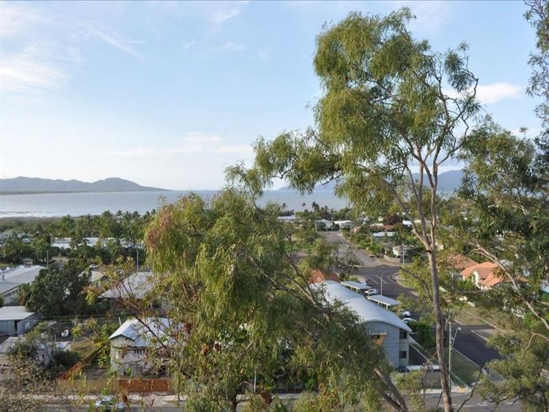 Castle Hill QLD 4810