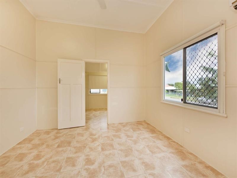 25 Gilliat Street, Wulguru QLD 4811