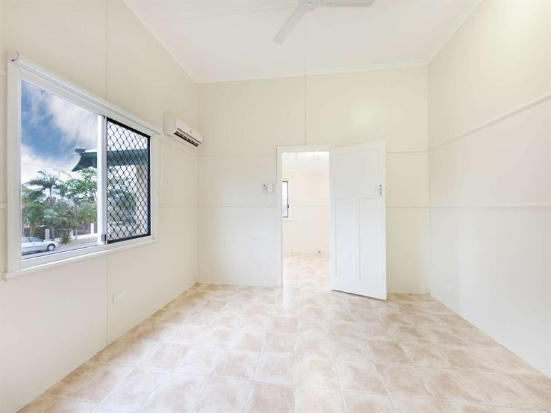 25 Gilliat Street, Wulguru QLD 4811