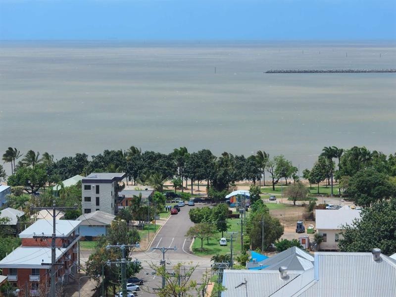 3/7 Hale Street (access via Leichhardt Street), North Ward QLD 4810