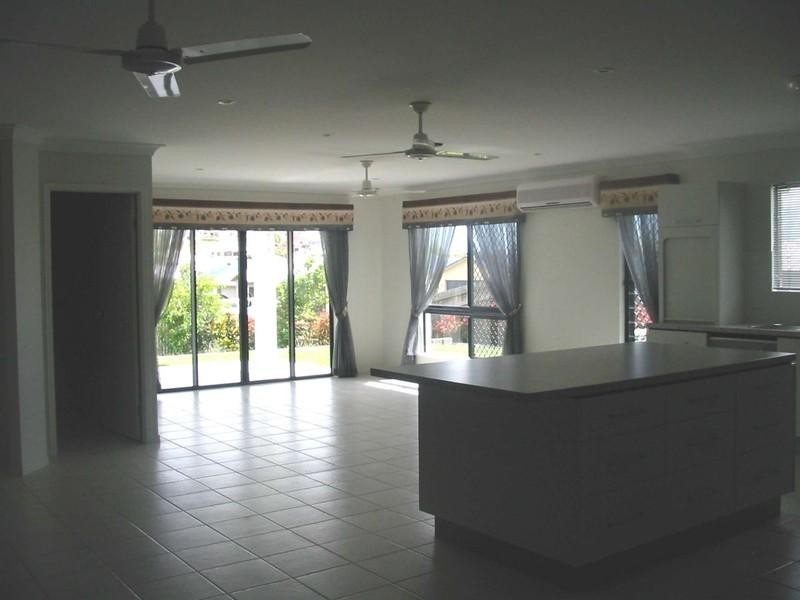 Mount Louisa QLD 4814