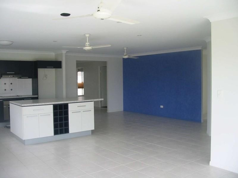 Mount Louisa QLD 4814