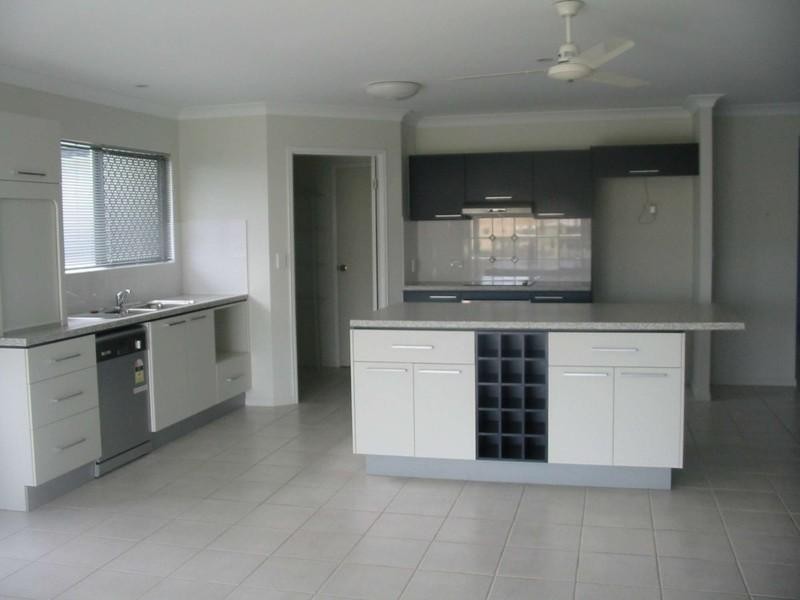 Mount Louisa QLD 4814