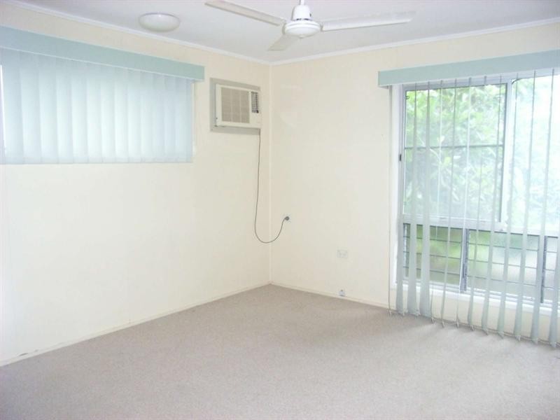 12 Hutchins Street, Heatley QLD 4814