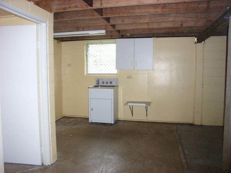 12 Hutchins Street, Heatley QLD 4814