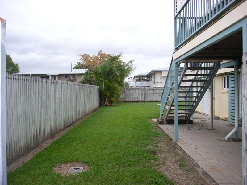 12 Hutchins Street, Heatley QLD 4814