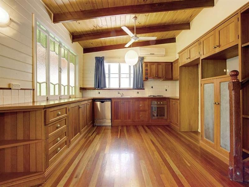 10 Fifth Street, Railway Estate QLD 4810