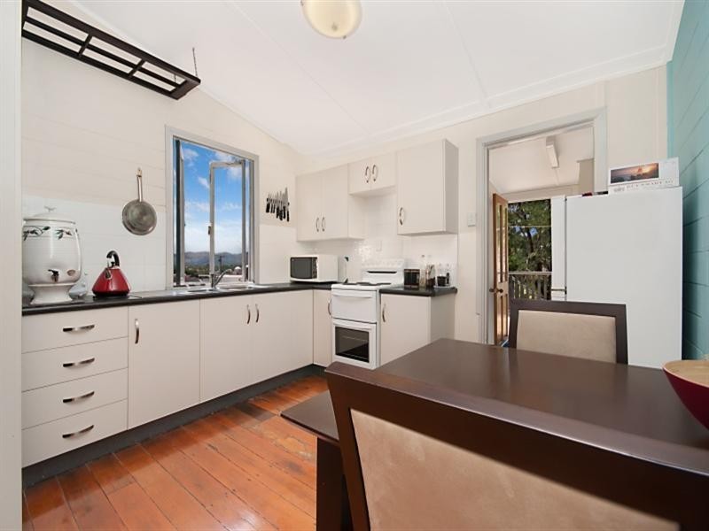 4/12 Knapp Street, Townsville City QLD 4810