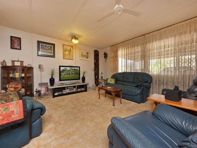 8 Teresa Street, Rasmussen QLD 4815