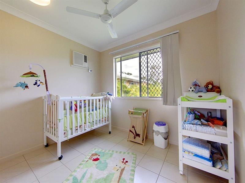 4 Woodrow Circuit, Mount Louisa QLD 4814