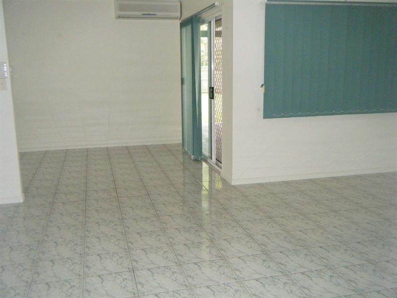 9 Celandine Court, Kirwan QLD 4817