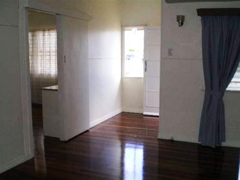 18 Hammett Street, Currajong QLD 4812