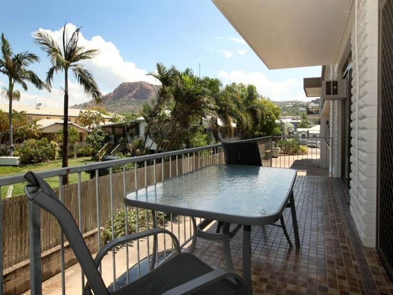 5/143 Eyre Street, North Ward QLD 4810