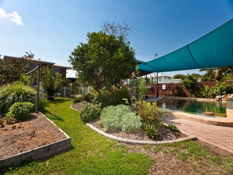 60 Grosvenor Street, Pimlico QLD 4812