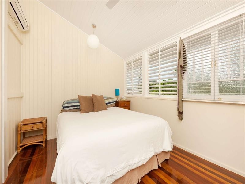 32 Twelfth Avenue, Railway Estate QLD 4810