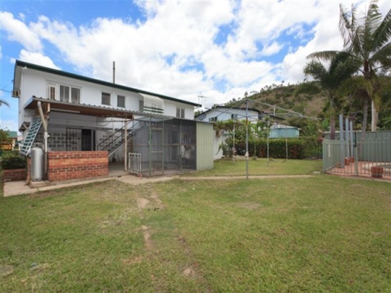 8 Dunk Street, Wulguru QLD 4811