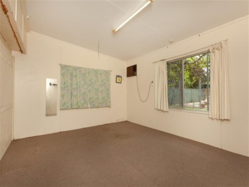 8 Dunk Street, Wulguru QLD 4811