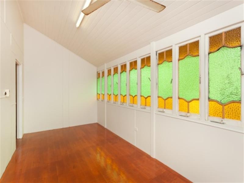 8 Eighth Avenue, South Townsville QLD 4810