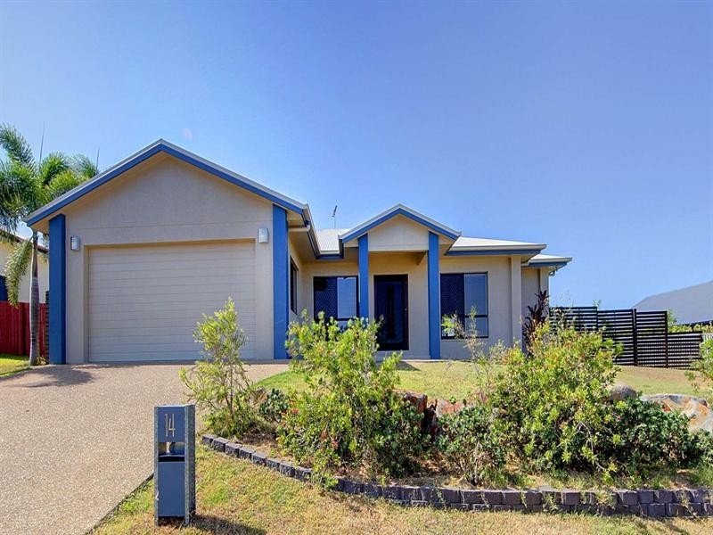 14 Minstrel Court, Bushland Beach QLD 4818