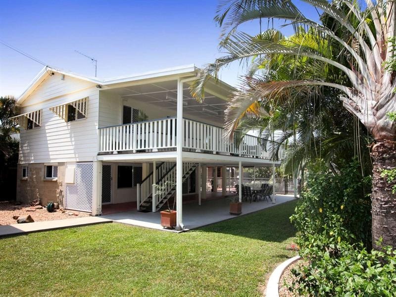 2 McIntyre Court, Mundingburra QLD 4812