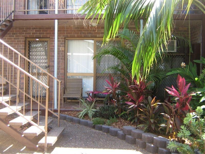 4/16 Old Common Road, Belgian Gardens QLD 4810