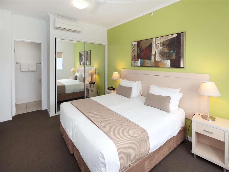 401/2 Dibbs Street, South Townsville QLD 4810