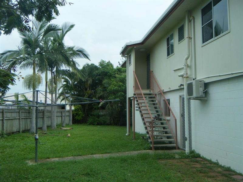 3 Blee Court, Cranbrook QLD 4814