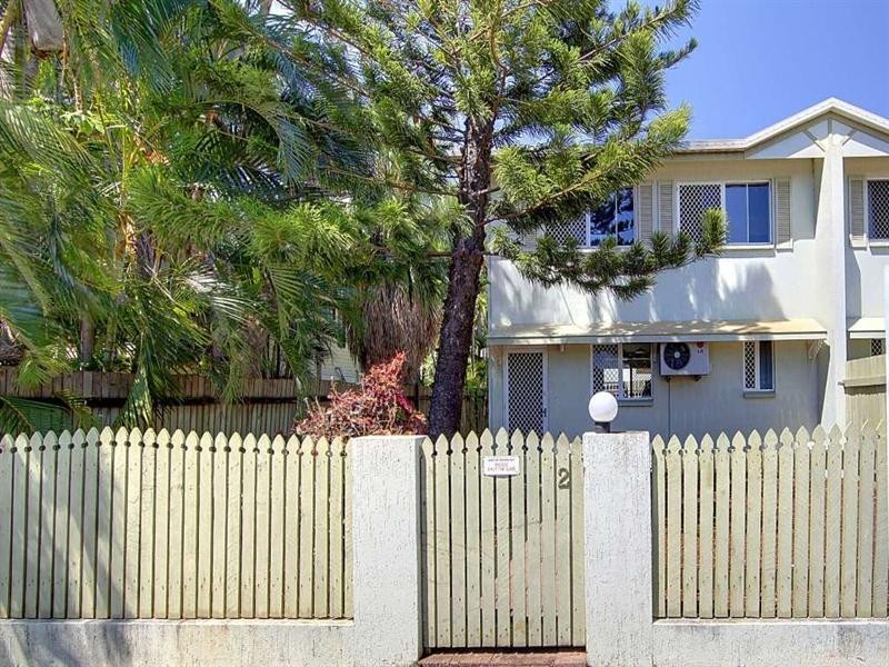 2/94 First Avenue, Railway Estate QLD 4810