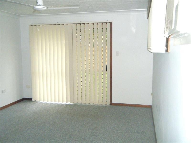 16 Malaga Street, Kirwan QLD 4817